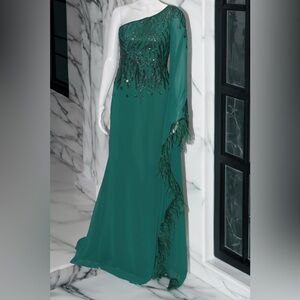 Brand new beautiful forest green dress never worn before